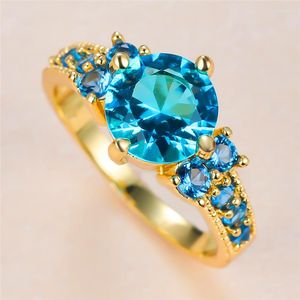 Trouwringen Vintage vrouwelijke aqua blauw kristallen stenen sieraden charme goud kleur dun voor vrouwen luxe ronde zirkoon verlovingsring