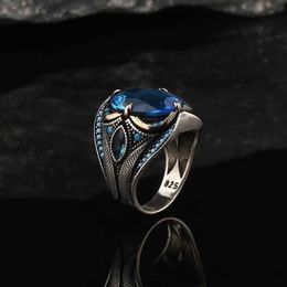 Bagues de mariage vintage ovale incrusté bleu zircon pierres hommes anneaux rétro couleurs argentés métal