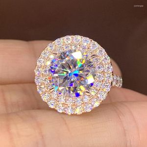 YSDLJG Luxe Or Rose Couleur Femmes Bague Incrusté Éblouissant Rond Cubic Zirconia Brilliant Bridal Engagement Eternity