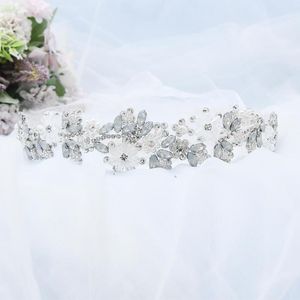 Wedding Sashes Trixy S434 Luxe riem voor vrouwen Rhinestone Bridal Opal Crystal Bride Dress Girls Organza Chain