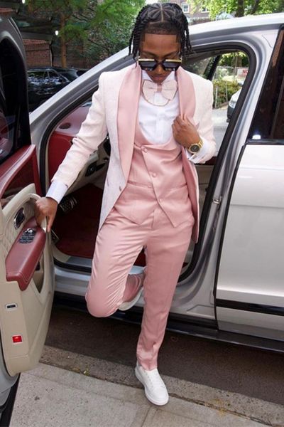 Esmoquin de boda Trajes de jaquard de color rosa pálido para hombres 3 piezas Un botón Blazer Conjunto de traje de esmoquin Fiesta de graduación Ropa de estudiante de regreso a casa Abrigo + Chaleco + Pantalones