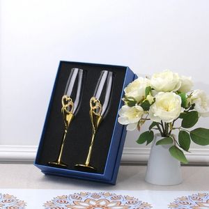 Copas de vino de boda Flautas para brindar hechas a mano para novios y novias Accesorios de boda Regalo del día de San ValentínCorazones doradosJuego de 2 240127