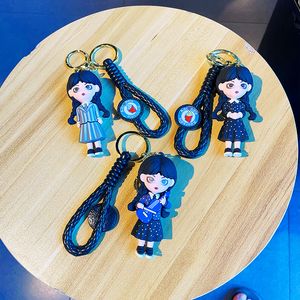 Mercredi Addams Thing Hand Keychain Home Decor Chains clés Doll Doll Schoolbag Pendant Halloween Costume accessoires