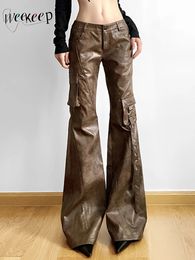 Pantalones de cuero marrón vintage de Weekeep Patsos de baja altura Poschwork PU PU Cargo Pantalones Mujeres Y2K Pantalones de ropa de calle 240424