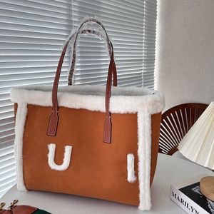 weekendtas designer tas tote bruin zwarte portemonnee vilt luxe handtassen dames grote suède strand messenger bags Heren eenvoudige bakken 231129