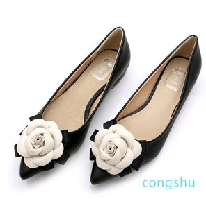 Wet Shoes Merk Stijl Dames Casual Schoenen Camellia Bloemen Gemengde Kleuren Ondiepe Mond Puntschoen Platte Schoenen Lady Single Shoe