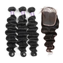 Inslagen Diepe Losse menselijk haarbundels met sluiting Braziliaans haar 3 STKS Met 4x4 Vetersluiting Losse Diepe Maagdelijke Human Hair Extensions