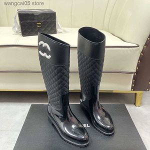 Gratis verzending Welly Boots Rain Designer Platform Letter Ringer Fashion Black But Knee Long Women's Boots T230706