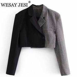 Costume féminin Wesay Jesi Blazer recadré + jupe Bureau de mode Lady Pocket Decoration Patchwork Blazer Costumes avec jupe 211019