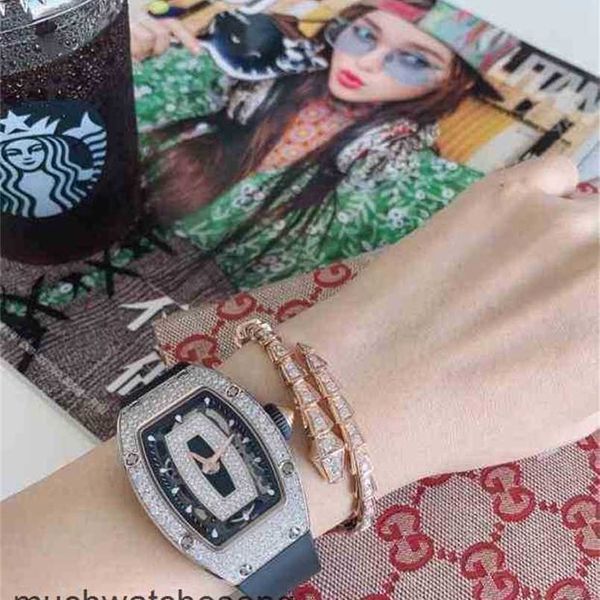 Weska Barrel Watch Diamond Richa Red Lips 007 Montre Femme Sky Star Designer Montres-bracelets étanches de haute qualité mécanique automatique