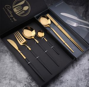 Western Populy Style en acier inoxydable Fléware Shinning PVD Finishing Cutlery Three Composition Disponible avec boîte cadeau couteau SPOO3155245