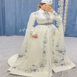 Grillige Islamitische Muslimah Trouwjurk 2024 Traditionele Kaukasisch Georgische Turkse Bruidsjurk Kralen Satijn Saoedi-Arabische Bruid Vestidos De Novia 2024 Casamento