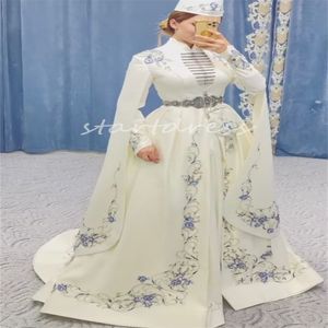 Fantaisie islamique musulman robe de mariée 2024 traditionnel caucasien géorgien turc robe de mariée perlée Satin saoudien arabe mariée robes De Novia 2024 Casamento