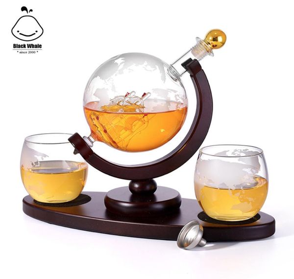 Whisky Globe Sailing Decanter Decanter Decanter Globe con 2 vasos de whisky globos grabados para licor escocés bourbon vodka6079316