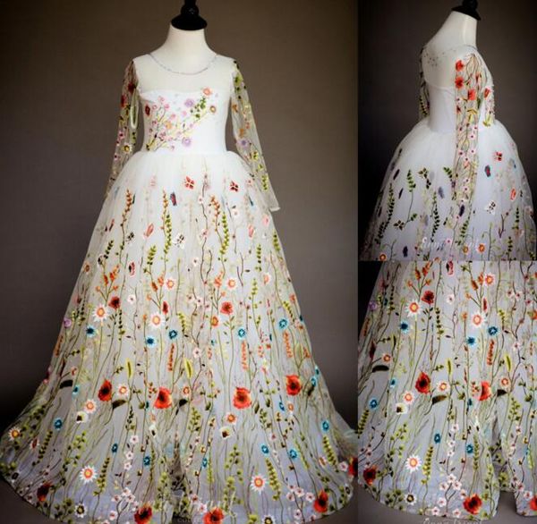 Blanco 3D Floral Vestidos de niñas de flores para boda Estilo rural Princesa Ilusión Medias mangas Barrido de tren Vestido de desfile de primera comunión