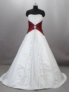 Blanc et Bourgogne une ligne de broderie robes de mariée sans bracele