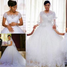 Witte bal elegante jurk korte mouwen goedkope kant applicaties gelaagde bruidsjurken plus size bruidjurken vestido de novia s