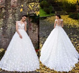Blanc beaux papillons robes de fleurs faites à la main nouvelles manches de capuchon de cou transparent appliques de longues robes de mariée robe de mariée