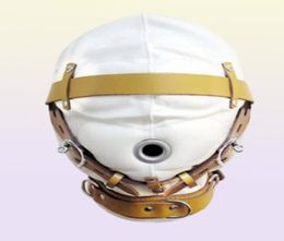 Máscara de bozal de cuero de privación de capucha de esclavitud blanca para escuchar la mazmorra de restricción Nuevo diseño BDSM Gear Gimp Correas bloqueables acolchadas B039567553