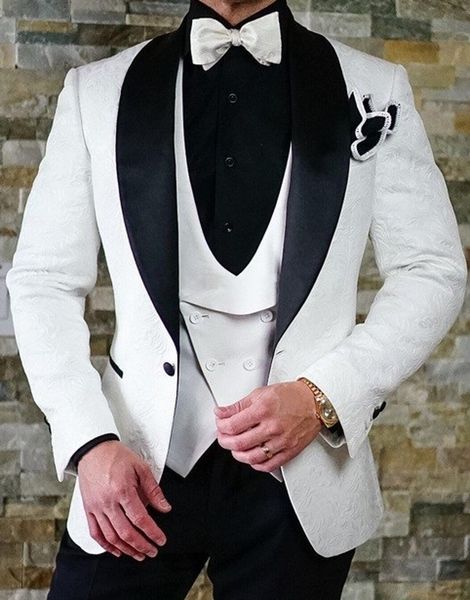 Blanc Papillon Jacquard Marié Tuxedos Motif Tridimensionnel En Relief Blazer Hommes Robe De Mariée Vêtements De Bal Multicolore En Option