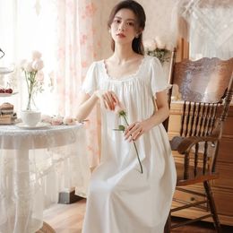 Witte kleur katoen nachthemd voor vrouwen zomer zomers korte mouw long nightie vintage vierkante kraag nachtjurk casual losse slaapkleding 240408