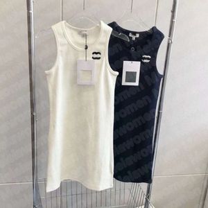 Vestido de diseñador blanco Vestidos de verano para mujer Vestidos con estampado de letras de moda Vestido casual para mujer Estilo deportivo Jersey Falda sin mangas