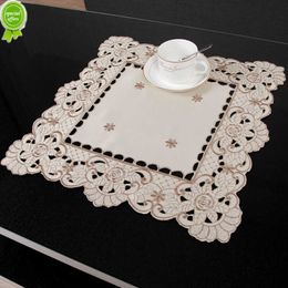 Wit geborduurd kant tafelkleed bloemen tafelkleed bruiloft satijnen stof Frans land thema woondecoratie