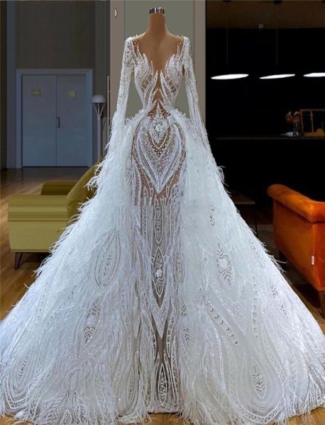 Plumas blancas Eveningdresses hinchados para boda Rata árabe de la velada Couture Aibye Vestido de novia Kaftans Gotos de concurso Dubai8125284