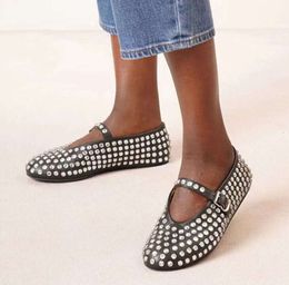 Chaussures simples à talon plat blanc ~ nouvelle tête ronde bouche peu profonde boucle boucle douces femmes chaussures hautes grandes tailles