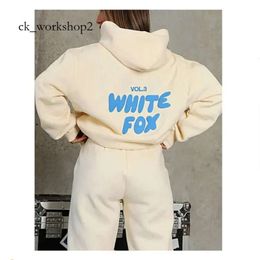 Capianas blancas de Foxx Top Calidad 24SS Sets White Foxx Sets Woman Dos 2 piezas Mujeres Menores Sporty Plever Track de WhiteShoes Hoodiesuit 995