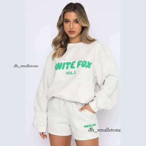 White Foxx Set White Foxx Hoodie Femmes White Foxx T-shirt Femmes Suit New Designer Tracksuit Women Fashion Fashion Spory Two Piece Set Papant CA