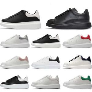 Blanc en cuir véritable surdimensionné femmes chaussures habillées mode plate-forme noire hommes baskets de créateur classique chaussures pour dames de haute qualité à la main Homme Baskets