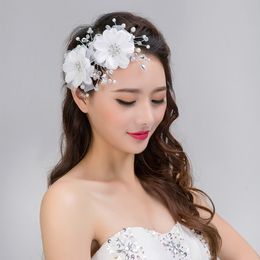 Headpieces Witte haarbloemen voor bruidsfeest Bridal Bridesmeisje Chique Crystal Tiara Rhinestone Crown Headband trouwjurkaccessoires