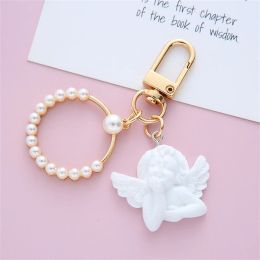 White Heart Angel Keychain Cute Pearl Metal Tag Keyrings Doop Gunst Return cadeau eerste verjaardagsfeestje souvenir hanger