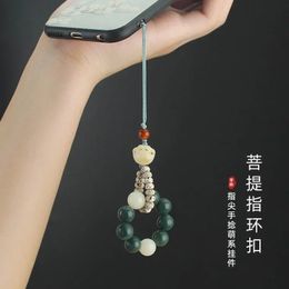 Jade jade bodhi racine chaîne de téléphone suspendu corde de téléphone casse de téléphone suspendu corde courte du pendentif
