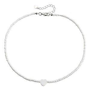 Bijoux blanc Bohemian Small Rice Perles perlées avec amour Fritillaria Pendant Collier pour femmes