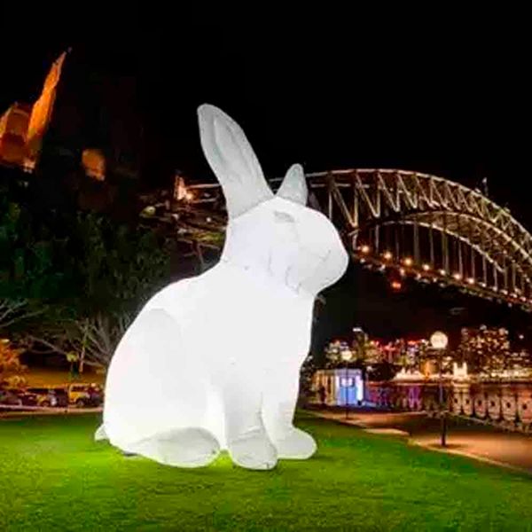 Conejo inflable con iluminación blanca, modelo de conejito de Pascua, grandes eventos, viñetas de animales para Decoración