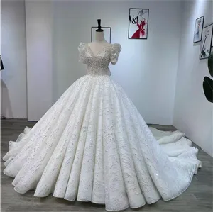 Paillettes de luxe blanches robe de bal modeste robe de mariée avec queue WM01008