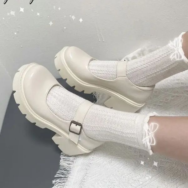 White Mary Jane Lolita Chaussures Étudiants japonais JK Femme High Heel Uniform College Girl Chaussures Platform sur chaussures Messeurs Vintage Pumps 240326