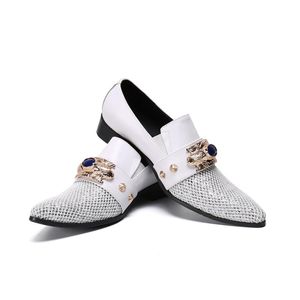 Hommes blancs authentique chaussures robes en cuir man fashion pointu toe shoe de mariage commercial formel et chaussures de taille plus taille