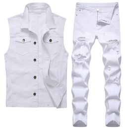 White Men039s Vest and Jeans 2pcs Sets Summer Tracksuits Riping Hole Slimfit denim Waistcoat broek Twee delige set conjuntos D6341247