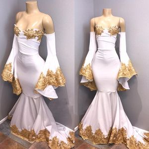 Witte zeemeermin hoorn lange mouw avondjurk 2022 boothals off schoudertrein goud kanten applique kralen Arabische prom jurken vestido de festa