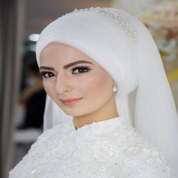 Veils de mariée musulmane blanche 2019 perles perles tulle mariage hijab pour arabie saoudite mariées sur mesure