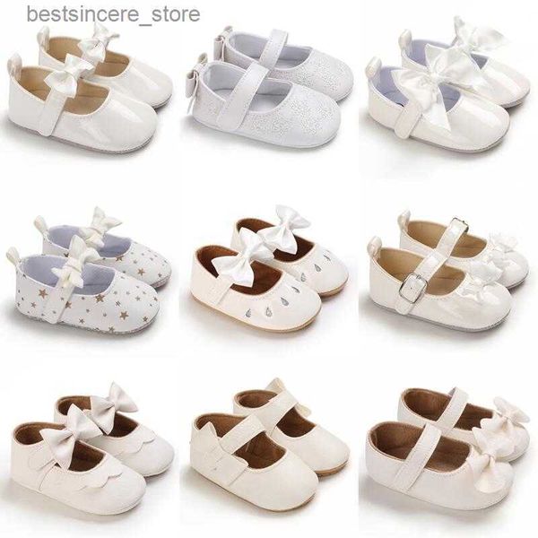 Blanc nouveau-né semelles souples fille bébé chaussures semelles en caoutchouc antidérapantes belle princesse chaussures en cuir respirant bébé chaussures de marche L230522