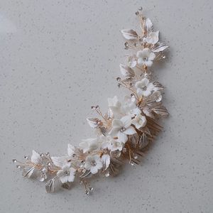 Porcelaine de porcelaine Mariage de fleur couronne accessoires de peignes de cheveux à la main