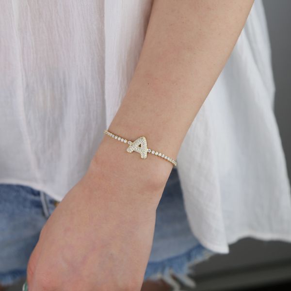 Pulsera de cadena de tenis Cz de arcoíris blanco, brazalete ajustable de longitud de tamaño, nombre de mujer, letra A Z 26, pulseras personalizadas iniciales, joyería al por mayor