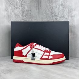 Paire de chaussures de sport en cuir blanc rouge assorti chaussures pour hommes sens senior chaussures pour femmes designer de luxe nouvelles chaussures confortables décontractées tailles 35-46 + boîte