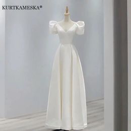 Robes de mariée en satin blanc pour la mariée élégante sexy col en V longue soirée de bal invité fête femmes robe d'été robes formelles 240313