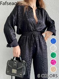 Wit satijnen breedbeen broekpak voor vrouwen 2024 Spring Office Leopard Print tweedelige set Home Tracksuit dames pyjama's sets 240410