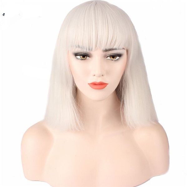 Blanc Short Hair raide Fashion Lady Sexy Naturel Natural Fluffy Playage de rôles synthétiques Bob Coiffes courtes idéales pour le travail quotidien Cosplay